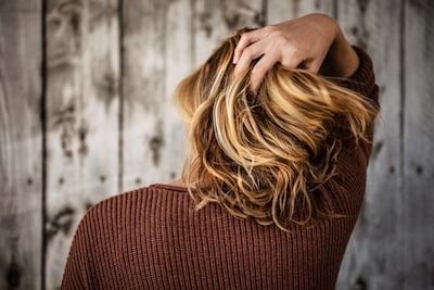 Comment réussir à bien prendre soin de ses cheveux ?