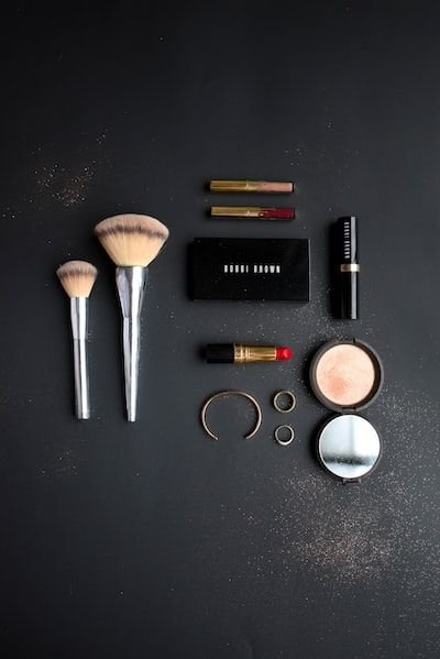 3 erreurs à éviter pour un maquillage réussi